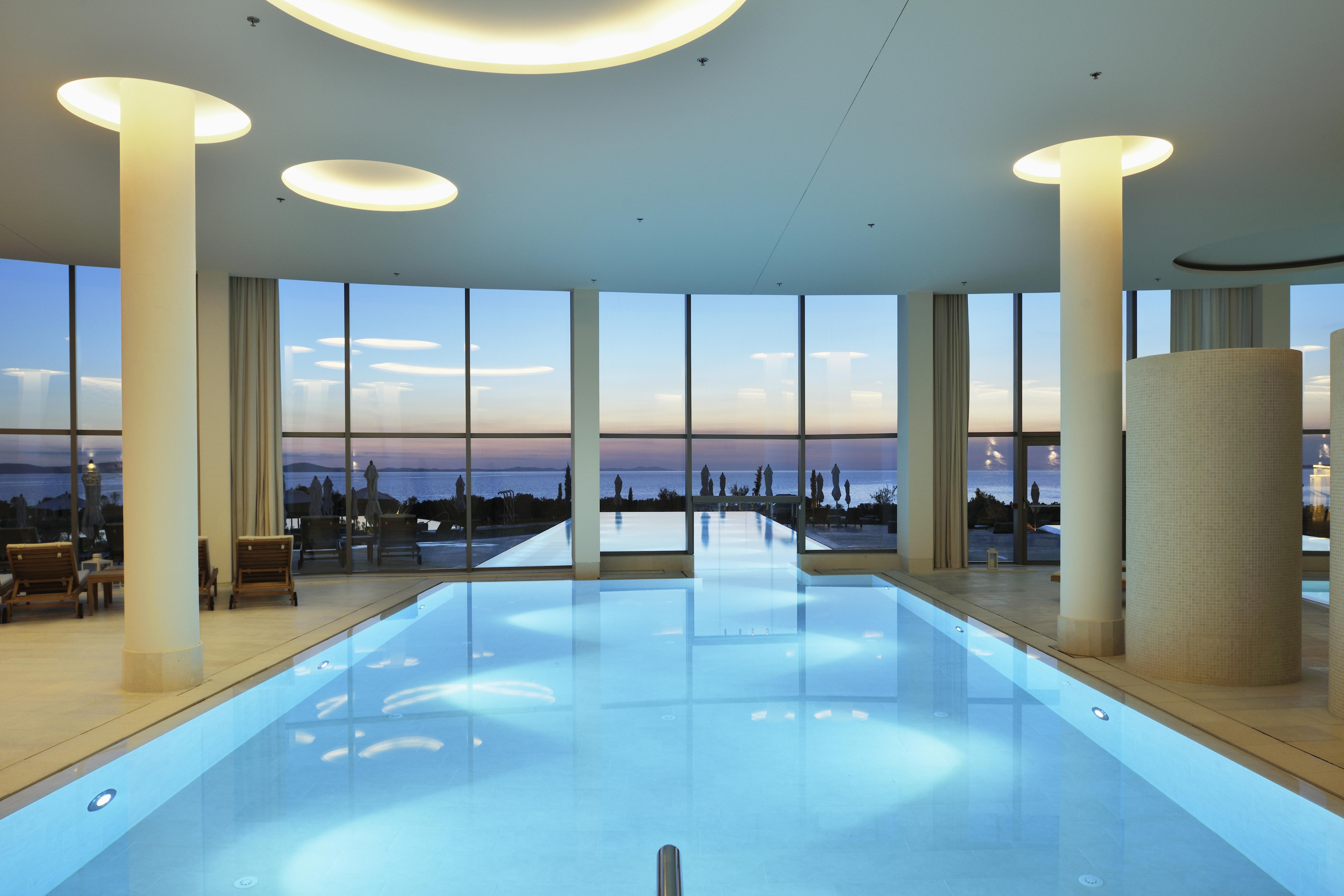 Falkensteiner Hotel & Spa Iadera Petrcane Exterior foto The pool at the hotel