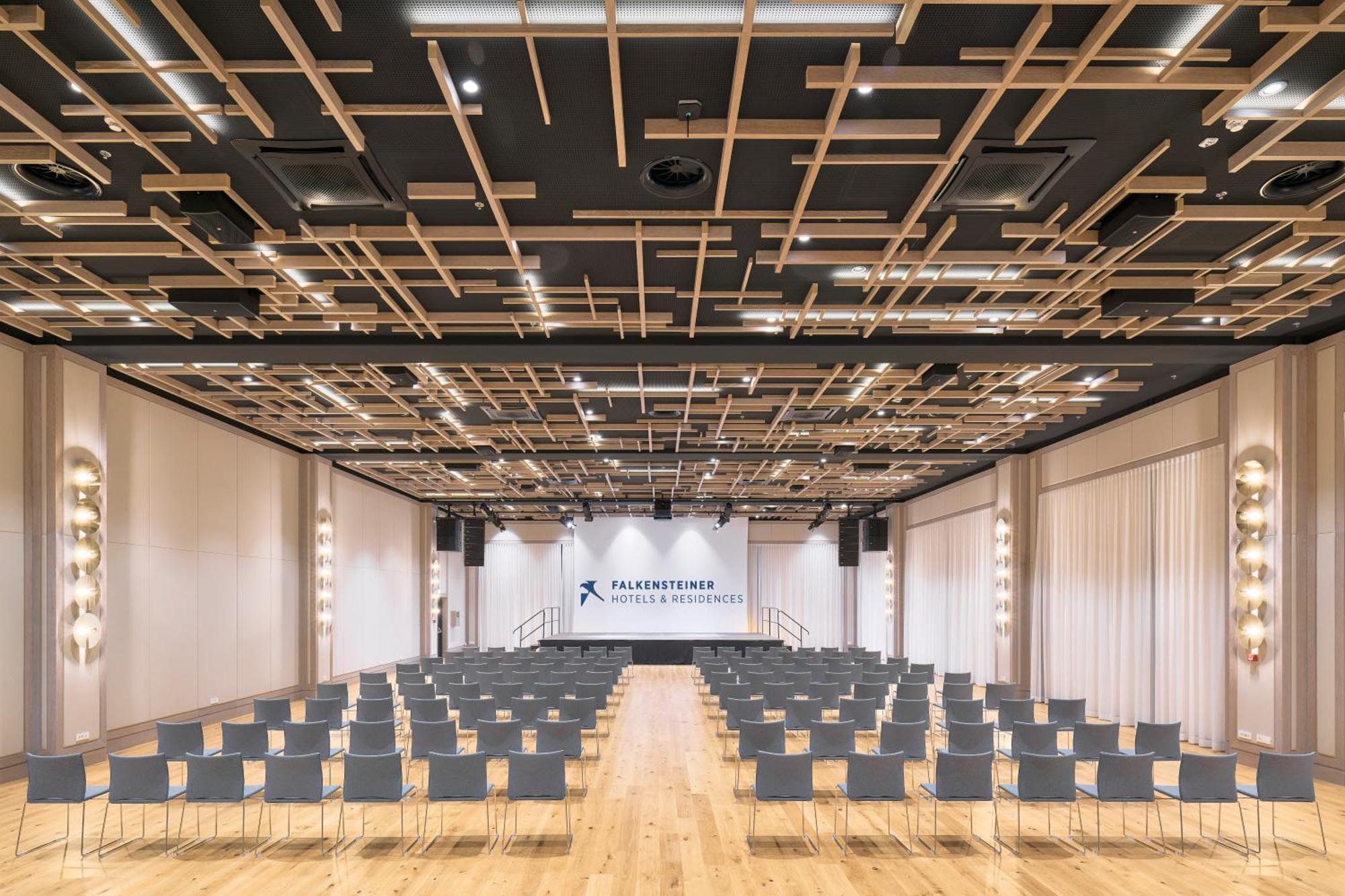 Falkensteiner Hotel & Spa Iadera Petrcane Exterior foto The Auditorium