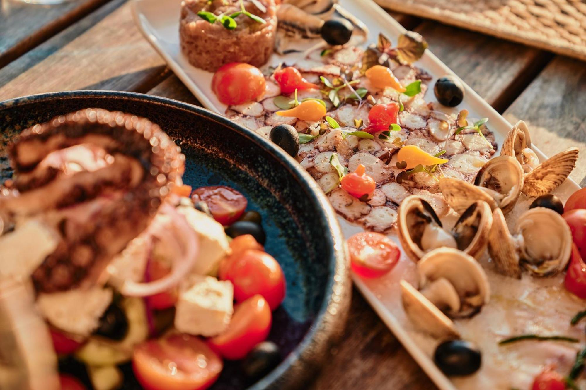 Falkensteiner Hotel & Spa Iadera Petrcane Exterior foto Meze