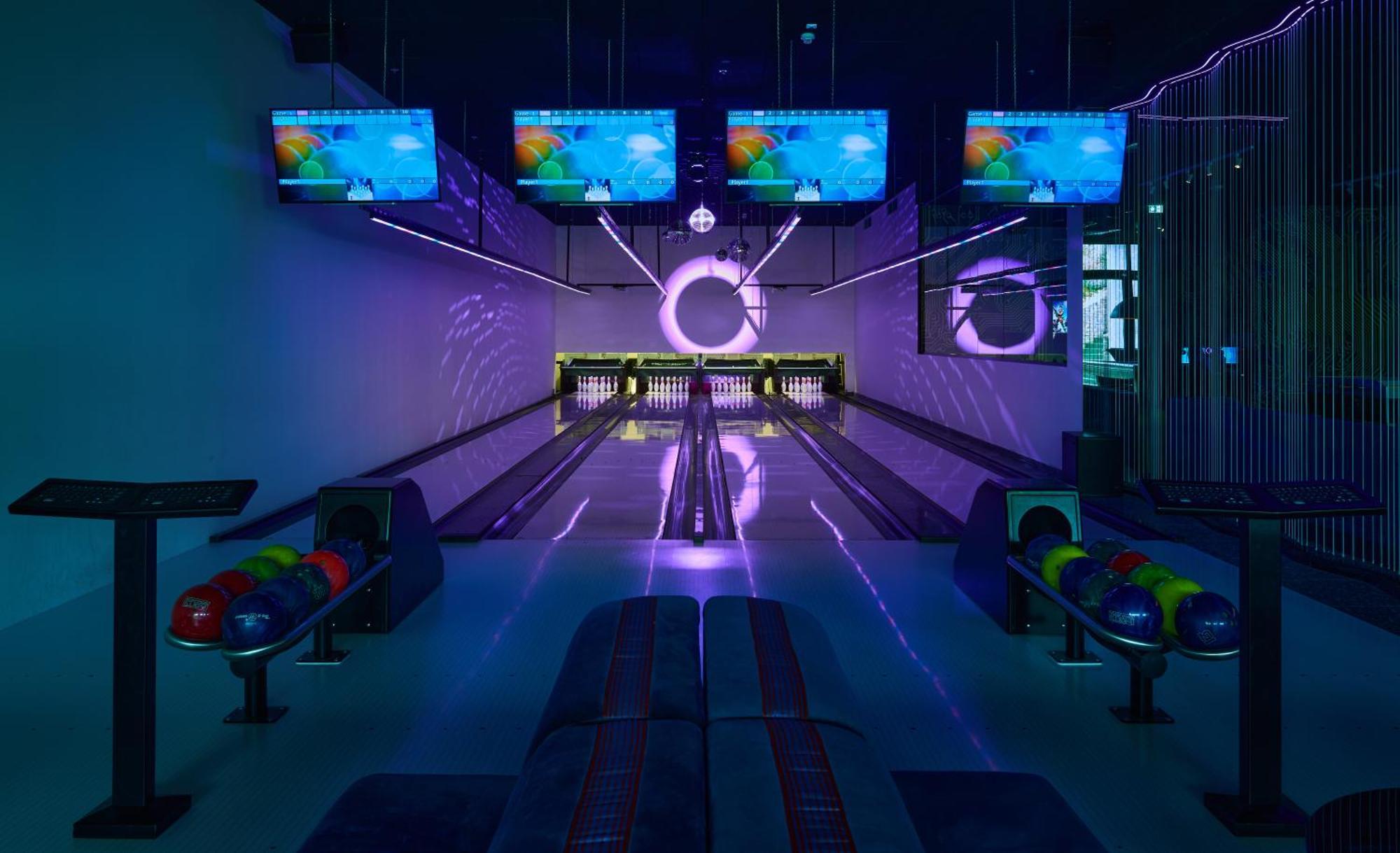 Falkensteiner Hotel & Spa Iadera Petrcane Exterior foto Bowling at the C-A-T